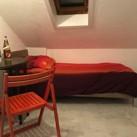 Cozy Room In Ludwigsburg Exteriör bild