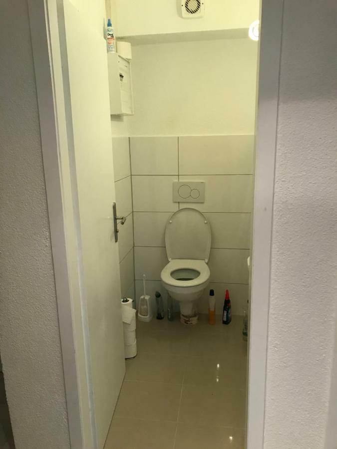 Cozy Room In Ludwigsburg Exteriör bild